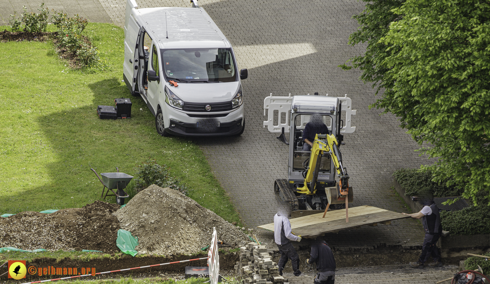 10.05.2024 - Tiefgaragensanierung am Karl-Marx-Ring 52-62 in Neuperlach